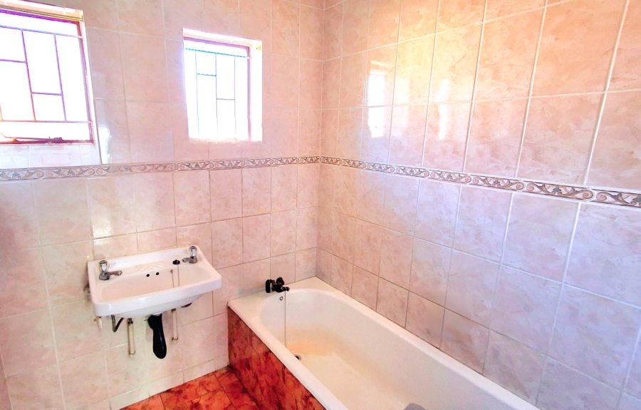 3 Bedroom Property for Sale in Sasolburg Ext 1 Free State